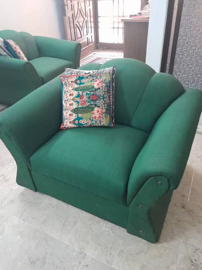 Green colour 5 seater sofa set