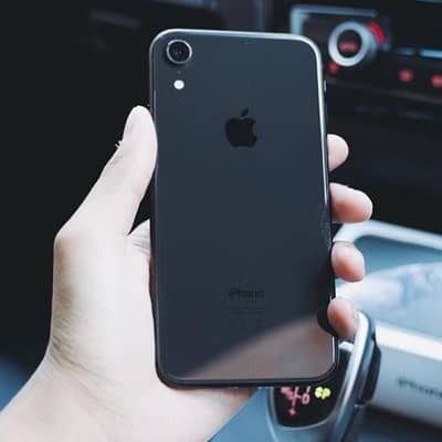 Apple iPhone XR urgent sale