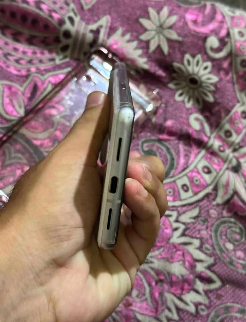Google Pixel 7 3