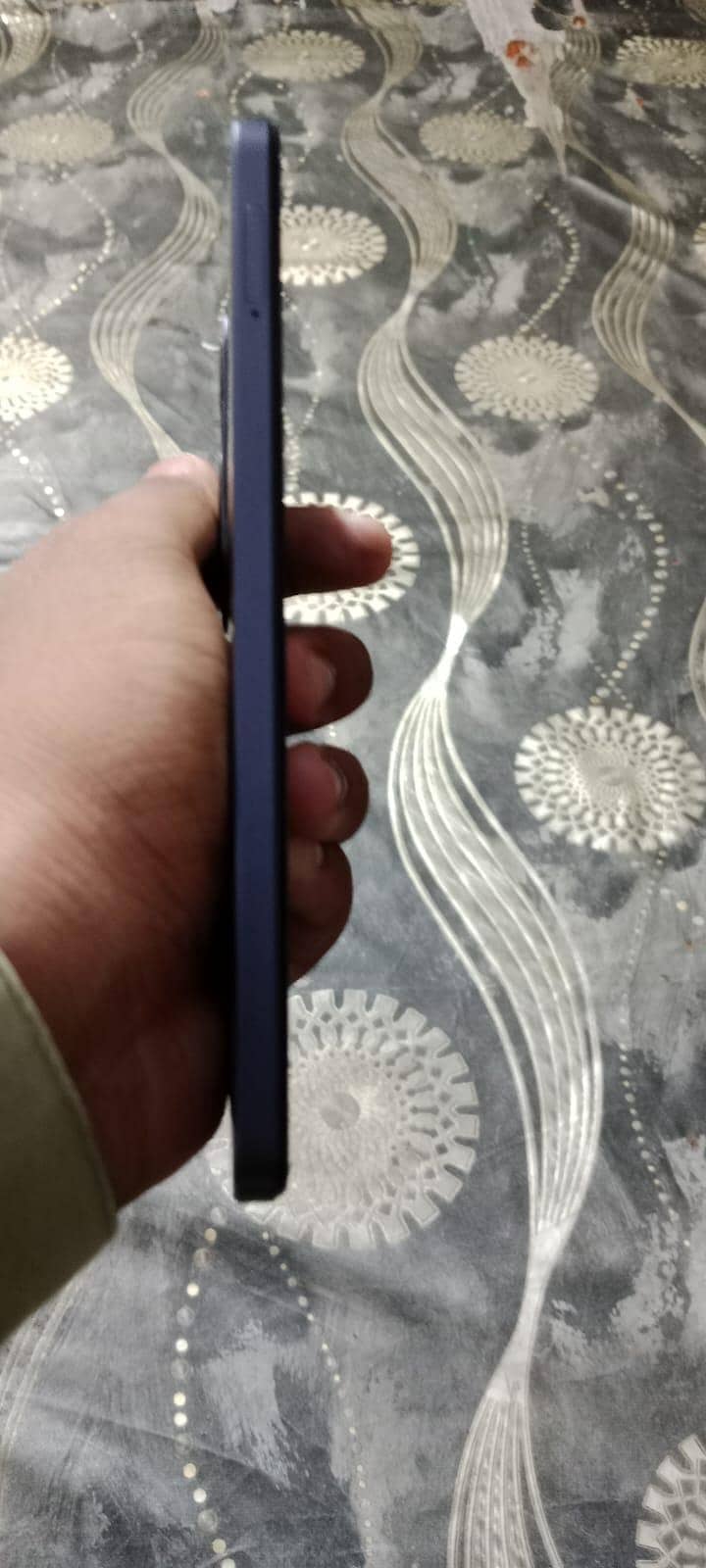 OPPO A60 5