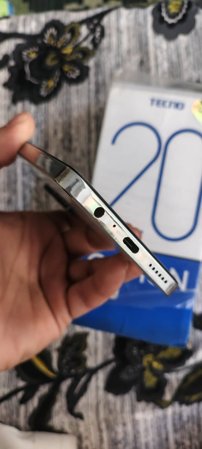 Tecno CAMON 20 2