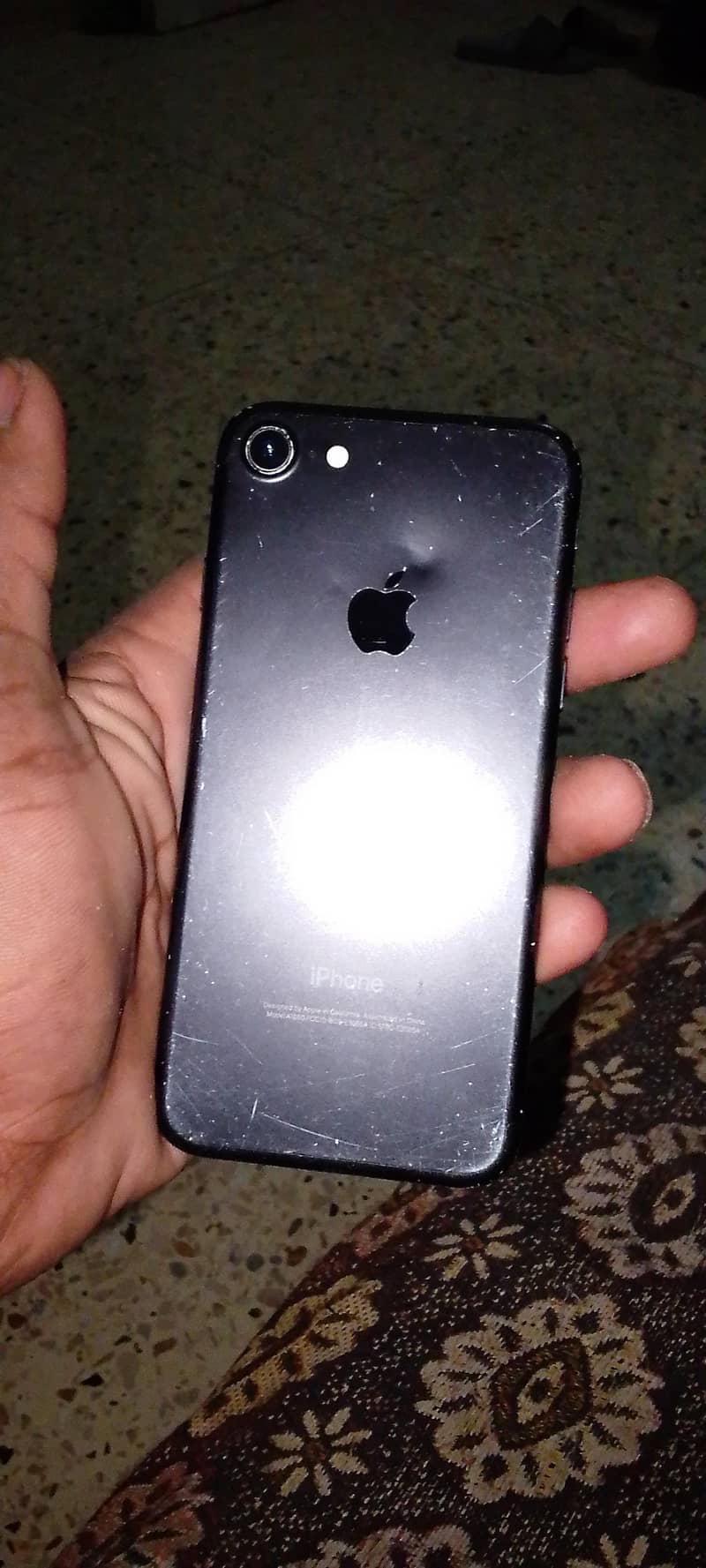 Apple iPhone 7 0