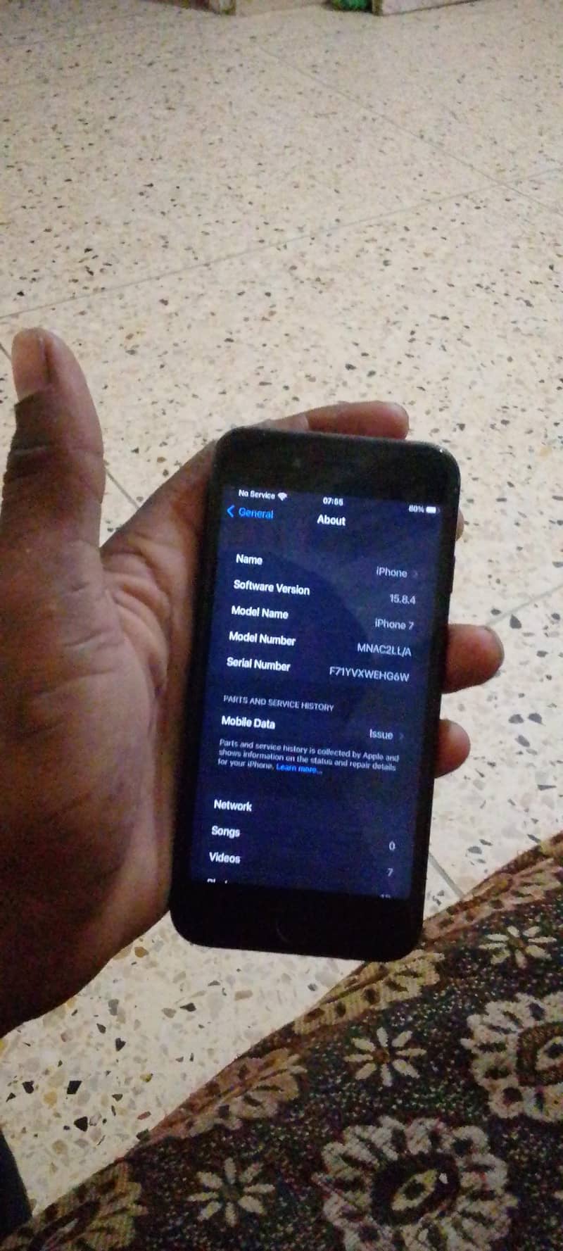 Apple iPhone 7 9
