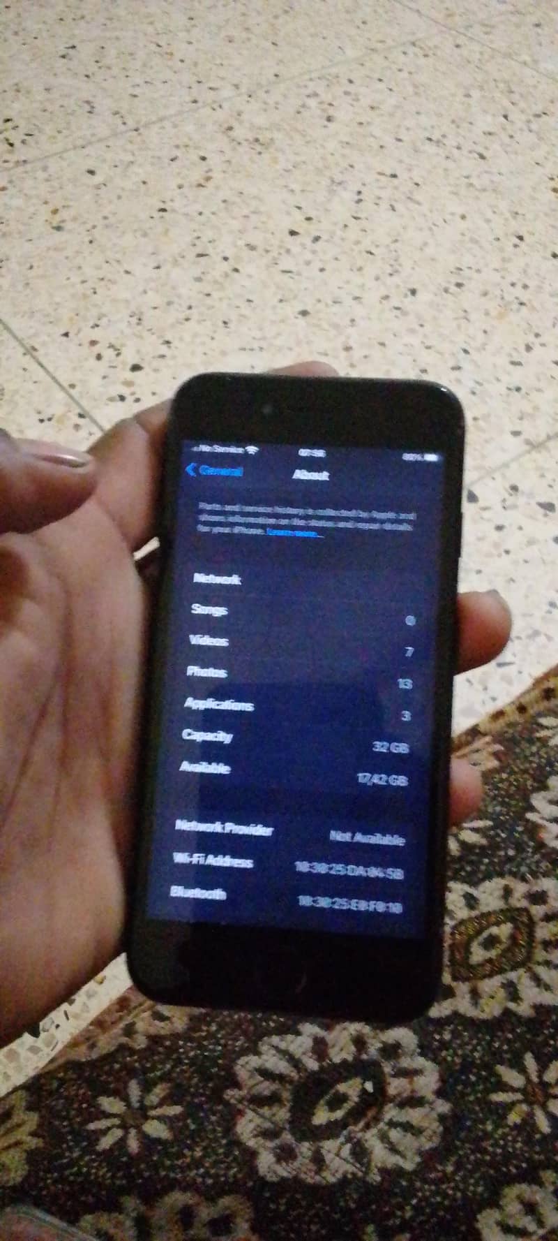 Apple iPhone 7 10