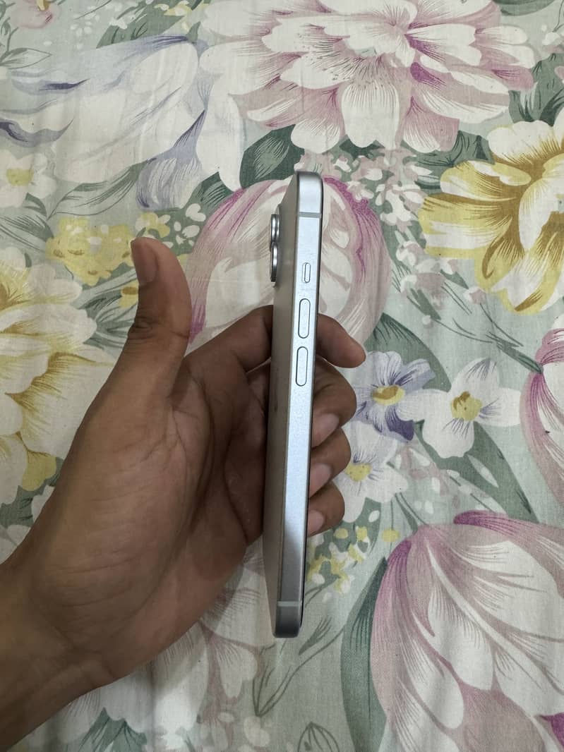 Apple iPhone 15 1