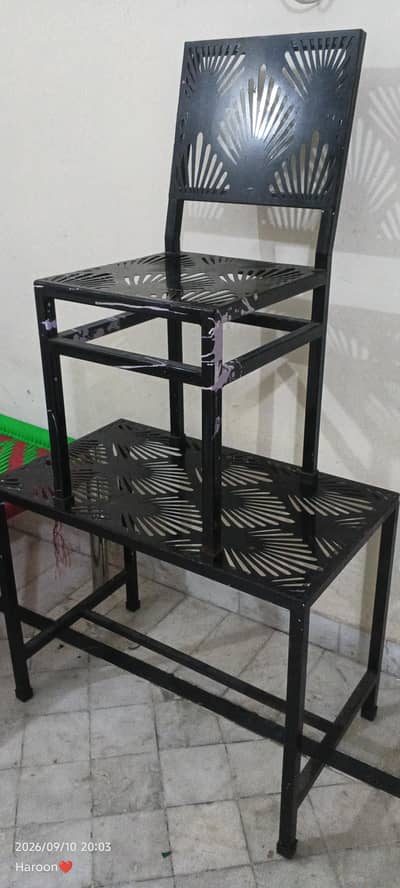 study table and chair black iron