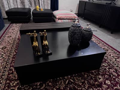Center coffee table