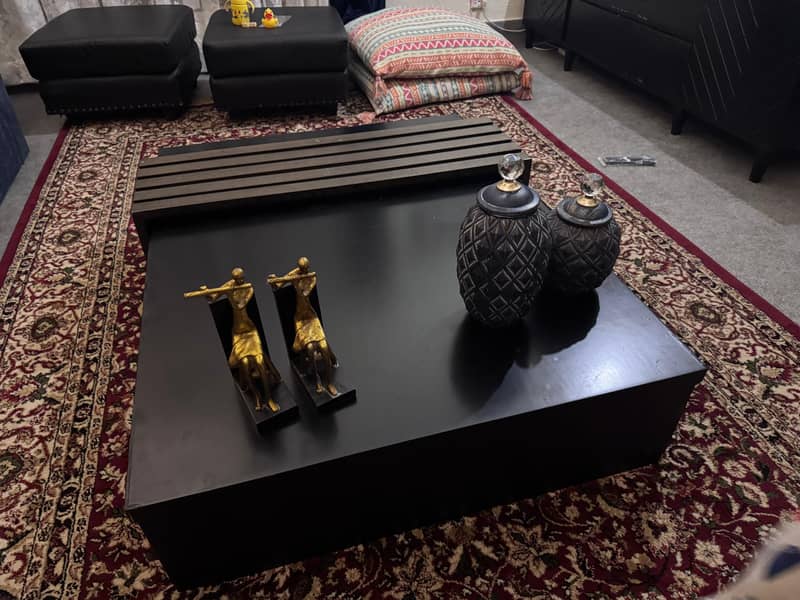 Center coffee table 1