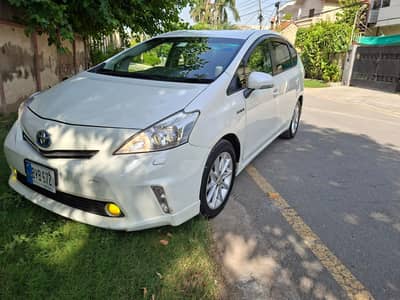 Toyota Prius Alpha Sports Version Full option 2012/2016 | Urgent Sale