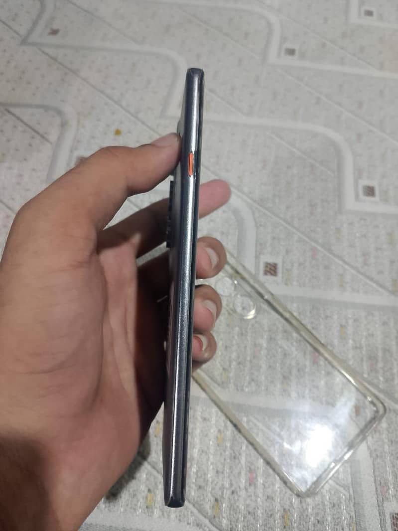 Tecno CAMON 40 Pro 3