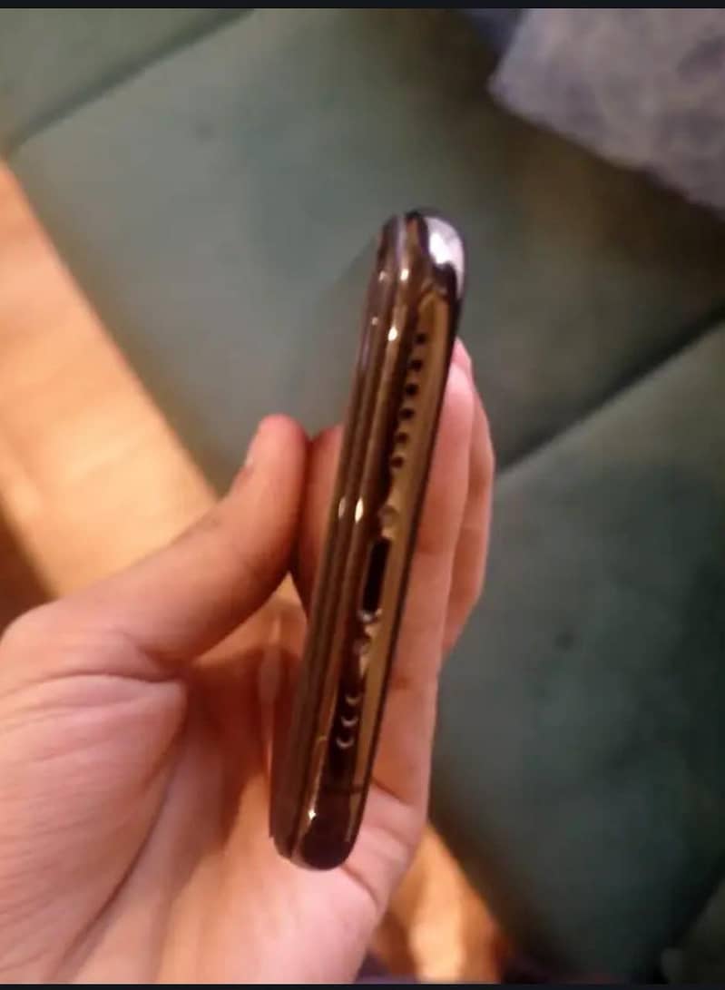 Apple iPhone X 2