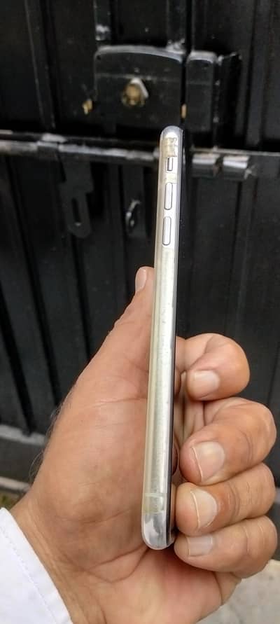 Apple iPhone X