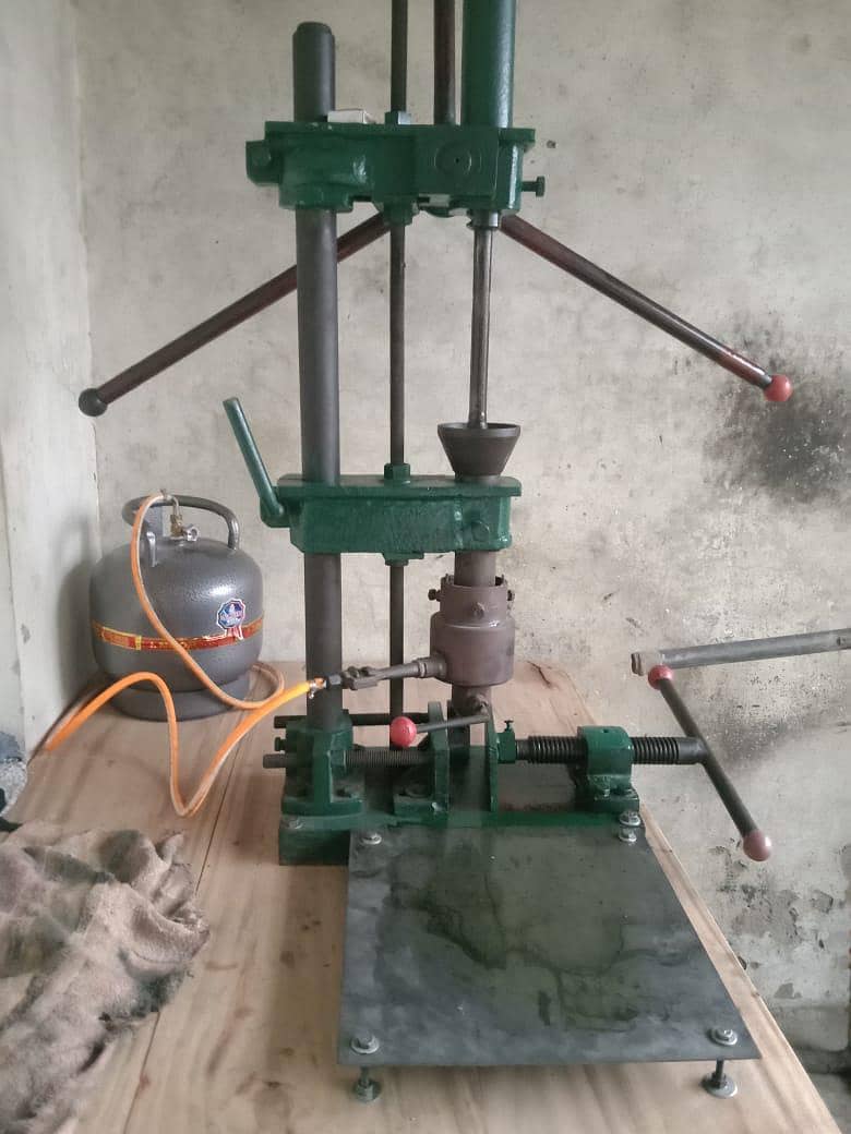 hand molding machine 0