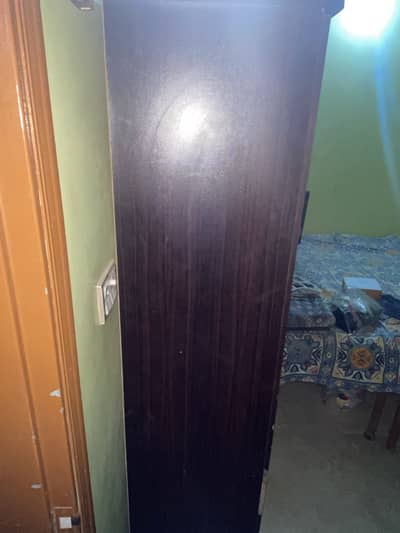 2 door cupboard