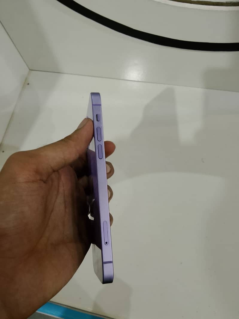 Apple iPhone 12 5