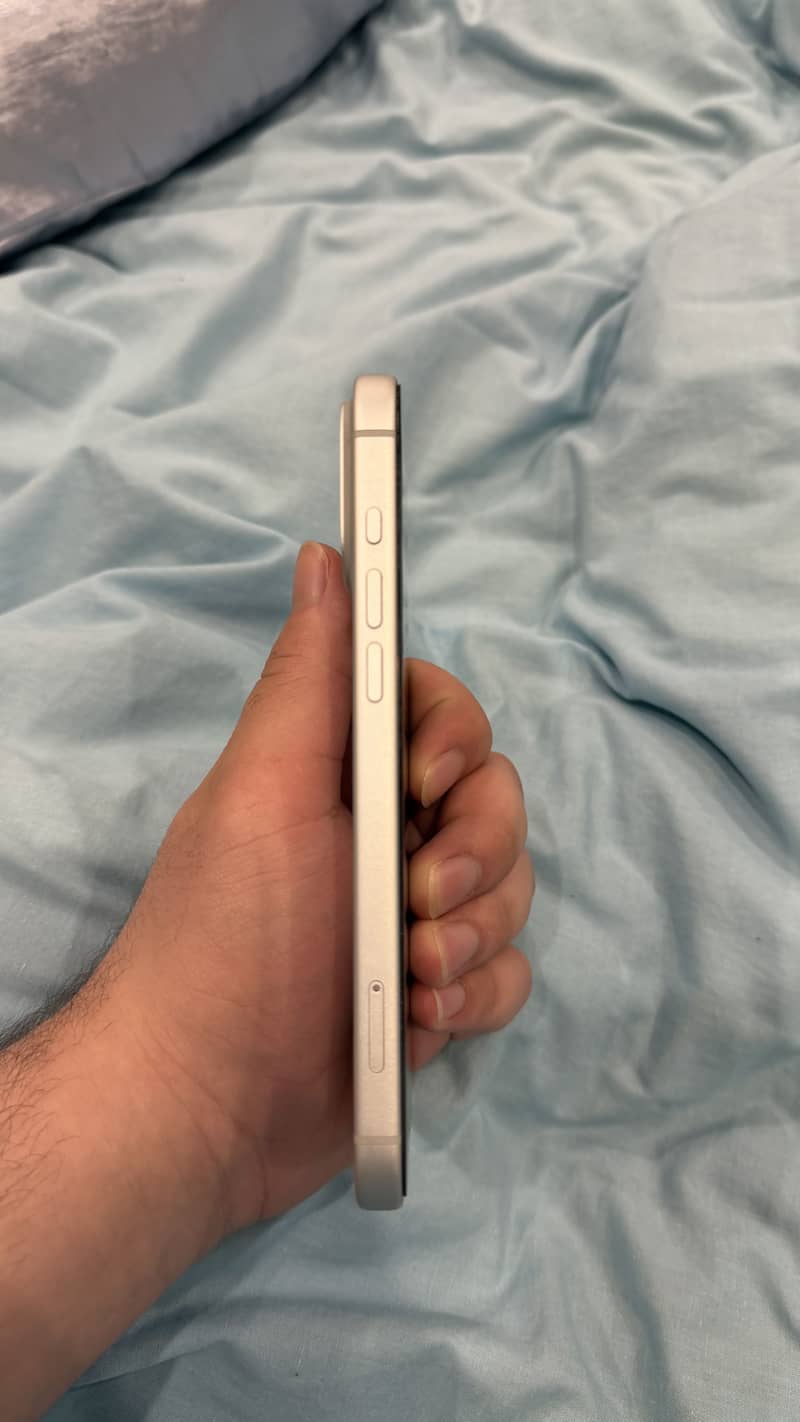 Apple iPhone 17 Pro Max 1
