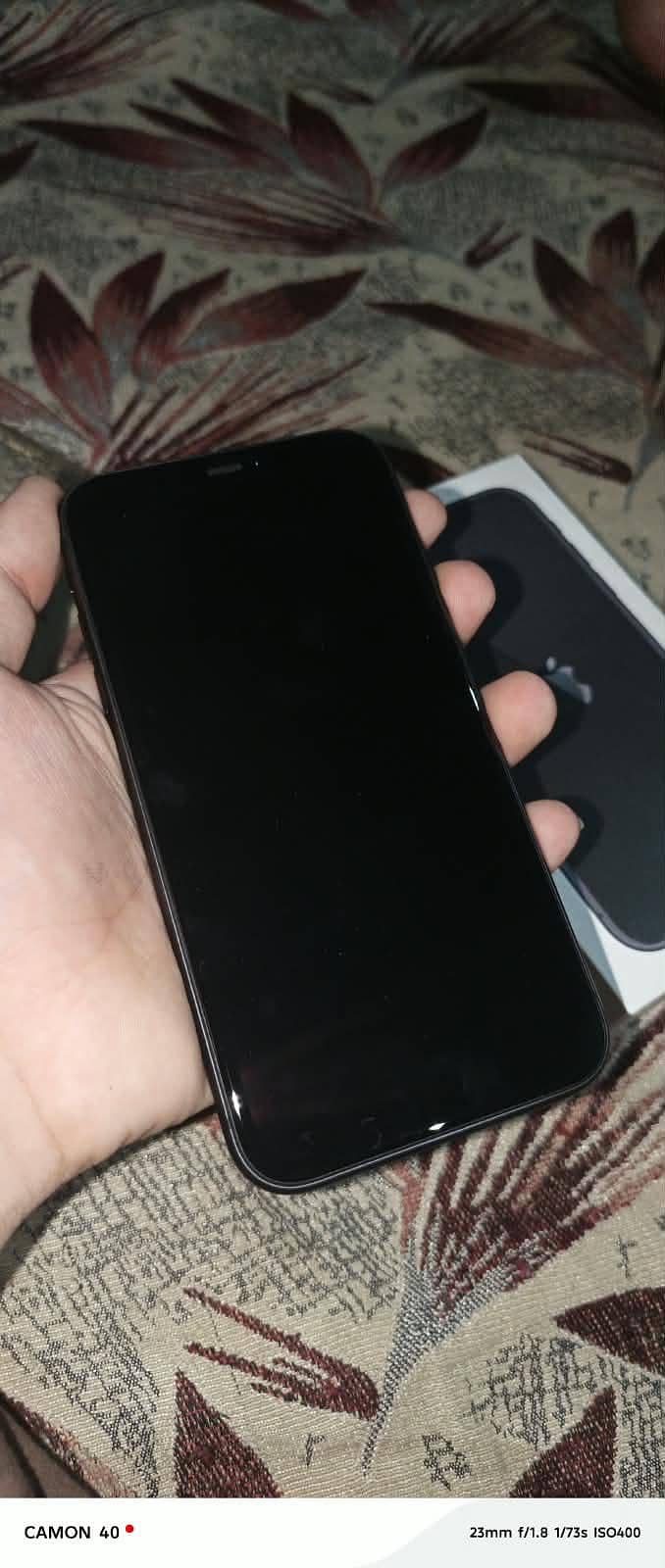 Apple iPhone 11 5