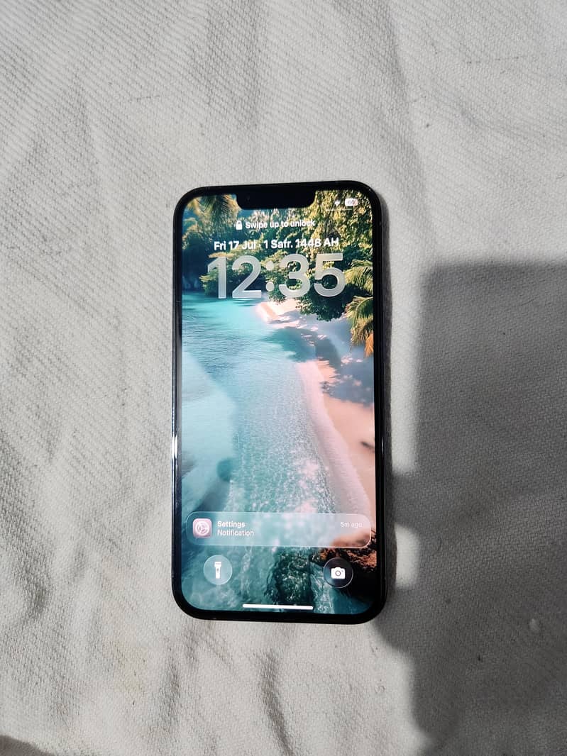 Apple iPhone 13 Pro 1