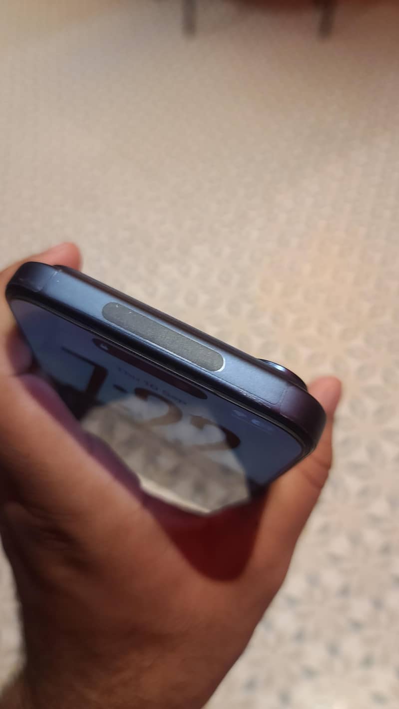 Iphone 17 pro max 4
