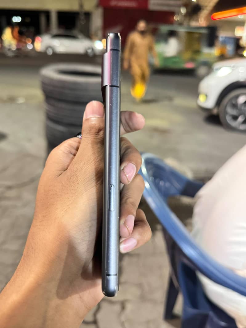 Google Pixel 7 5