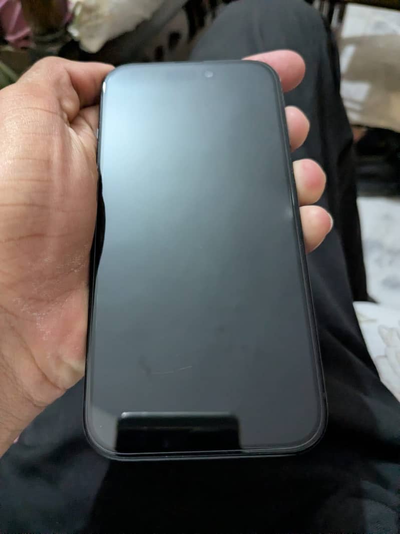 Apple iPhone 15 6