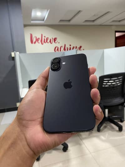 Apple iPhone 16 Plus
