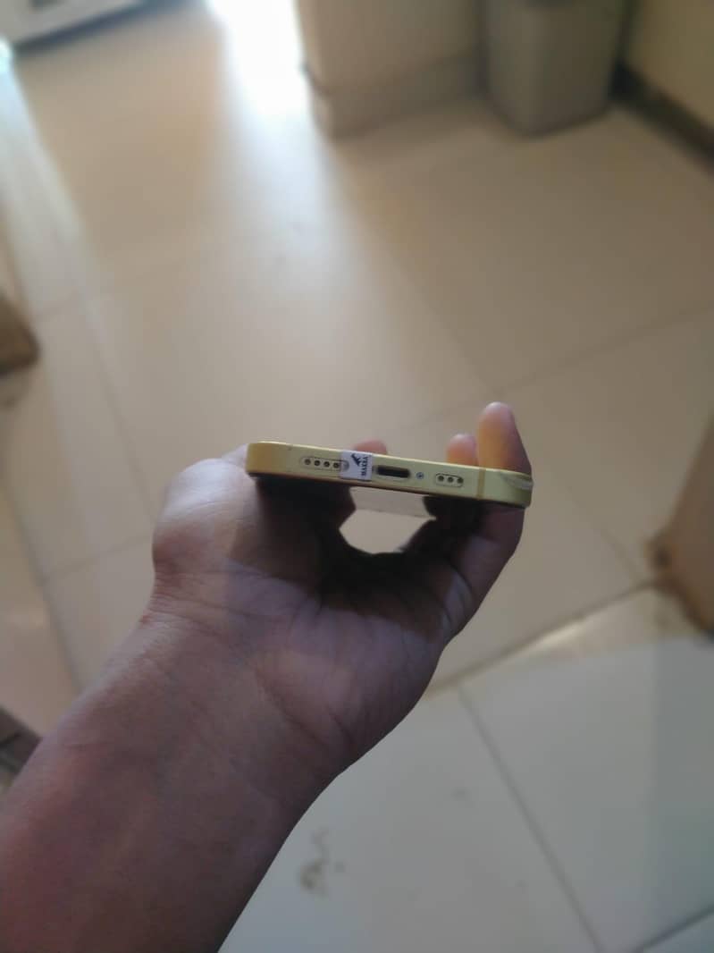 Apple iPhone 14 1