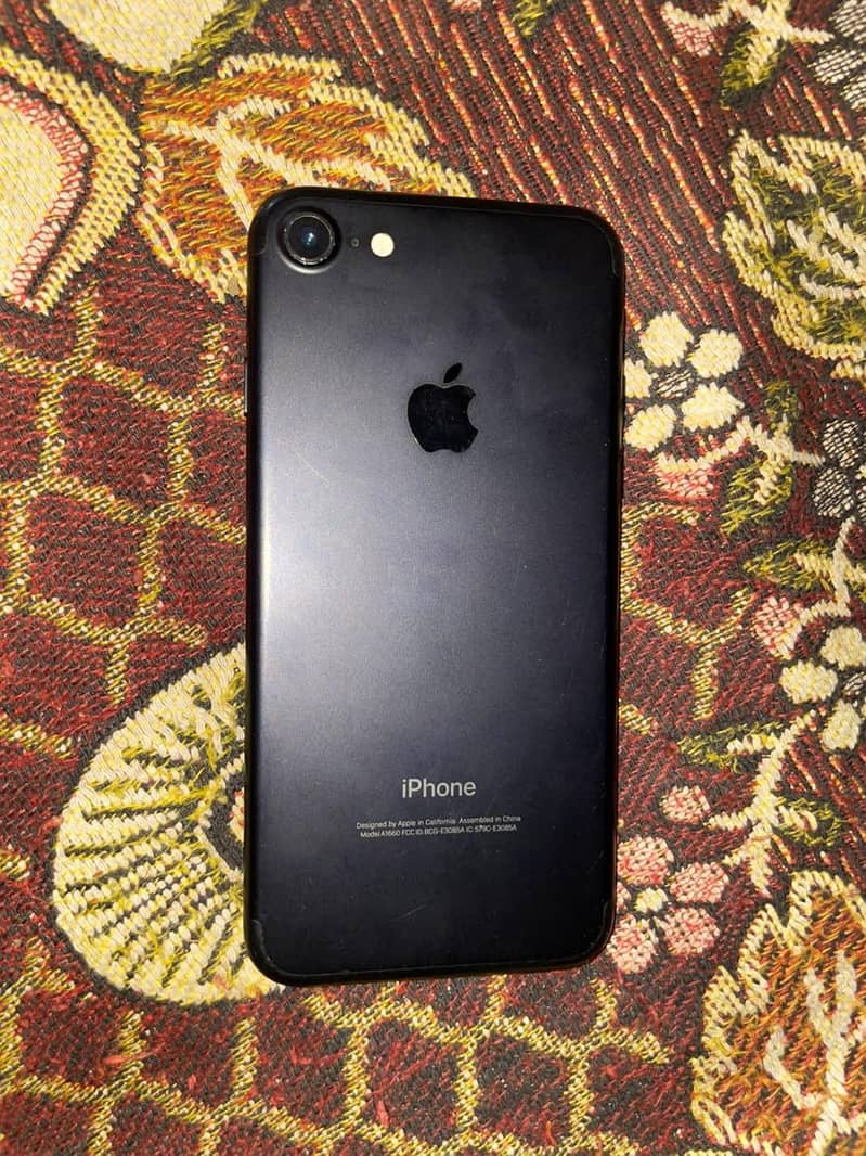 Apple iPhone 7 4