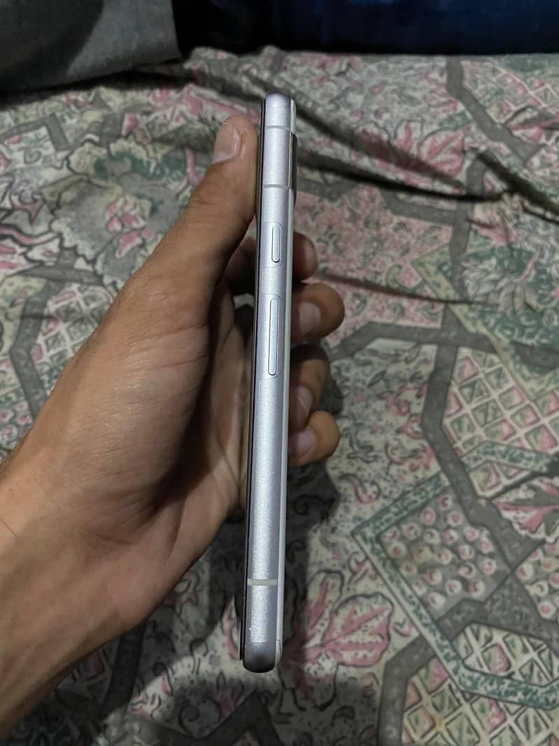 Google Pixel 7a 1