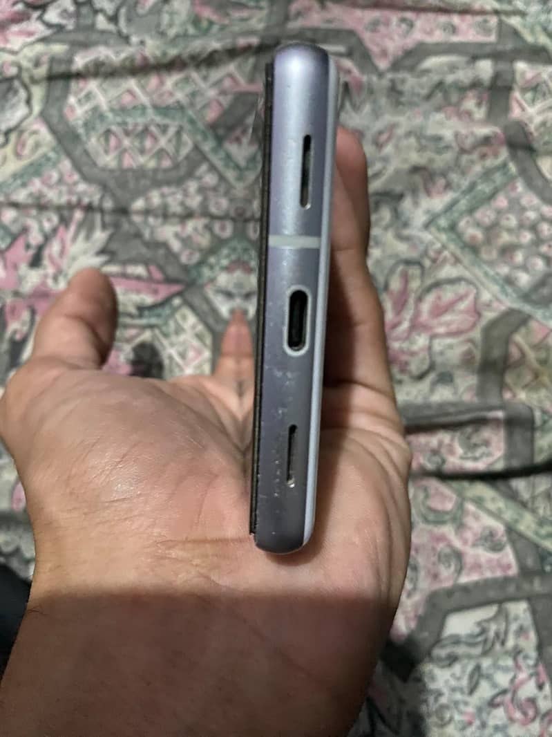Google Pixel 7a 6