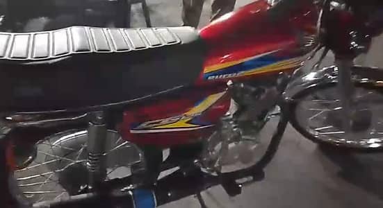 125 CG Honda for sale call only WhatsApp on 0-3-2-9-3-6-8-3-3-8-0