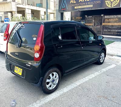 Daihatsu Mira 2015