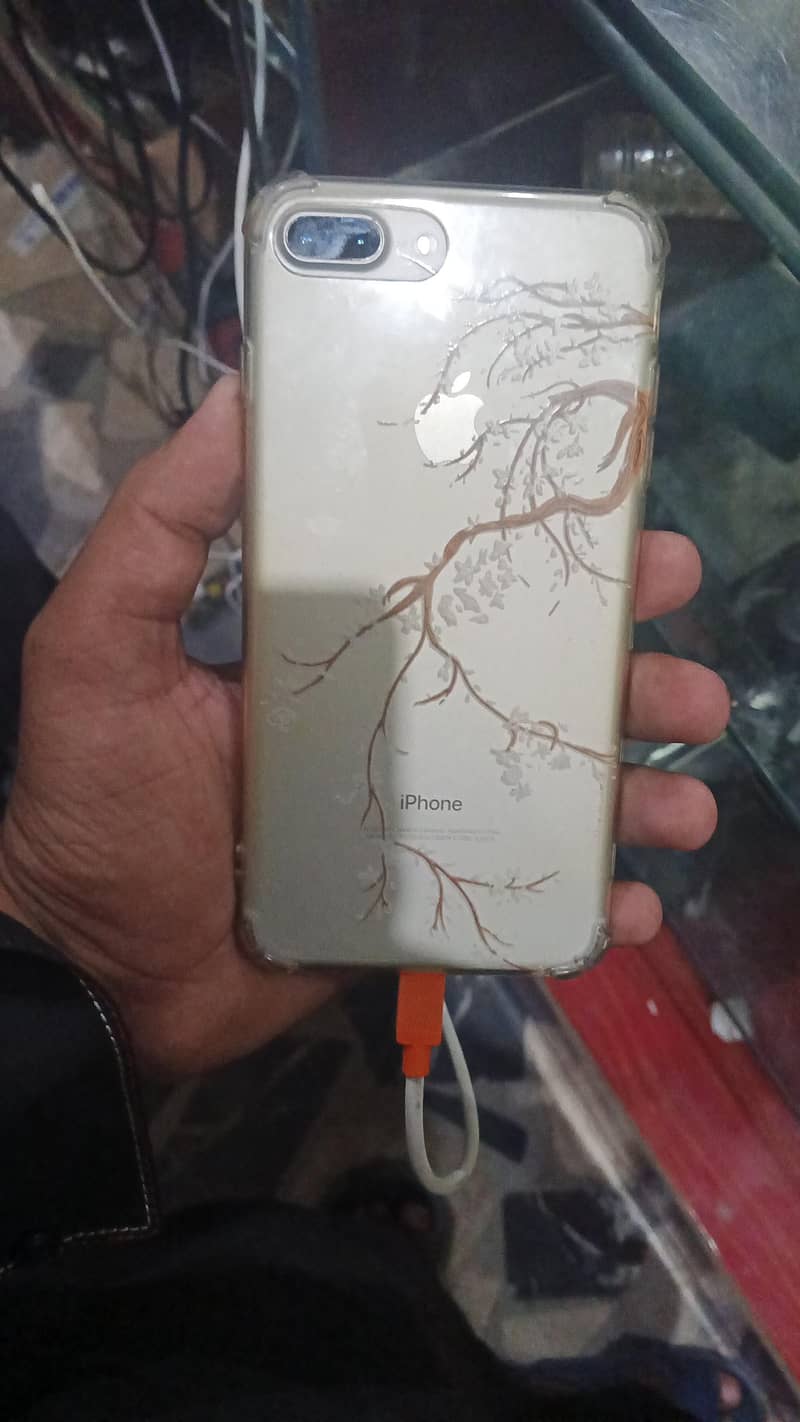 Apple iPhone 7 Plus 7