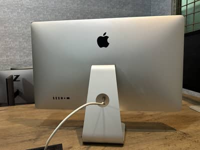 Apple Thunderbolt Display 27” [Original Glass] - Apple LCD Monitor