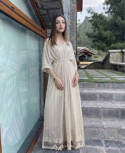 Threads & Motifs Pret Formal Net Kurties | small size| 3pc