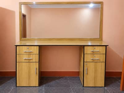 Beautiful Wooden Dressing Table with Mirror – Excellent Condition