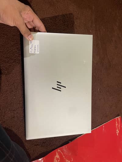 HP Elite Book 840 G8