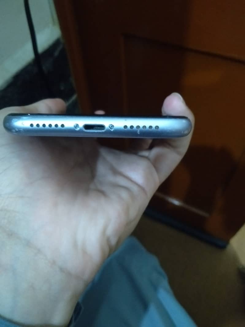 Apple iPhone 11 2