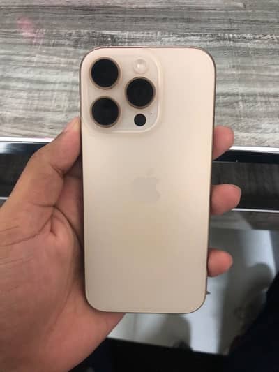 Apple iPhone 16 Pro