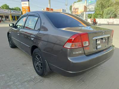 Honda Civic EXi 2005