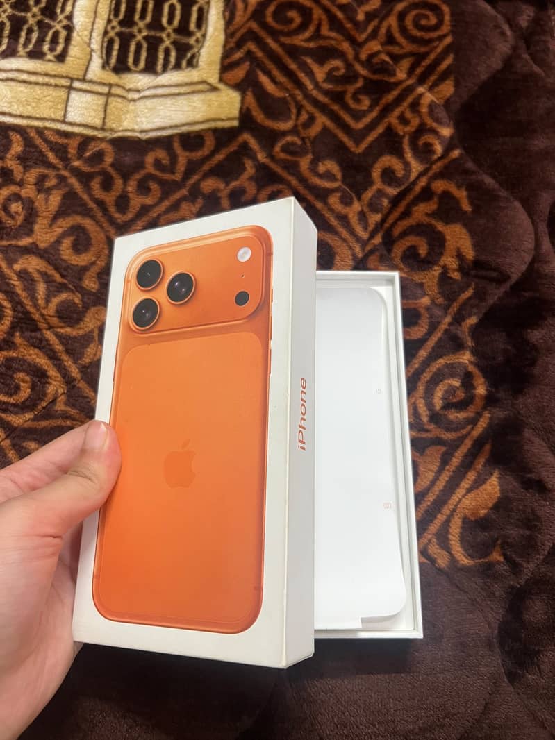 Apple iPhone 17 Pro Max 0