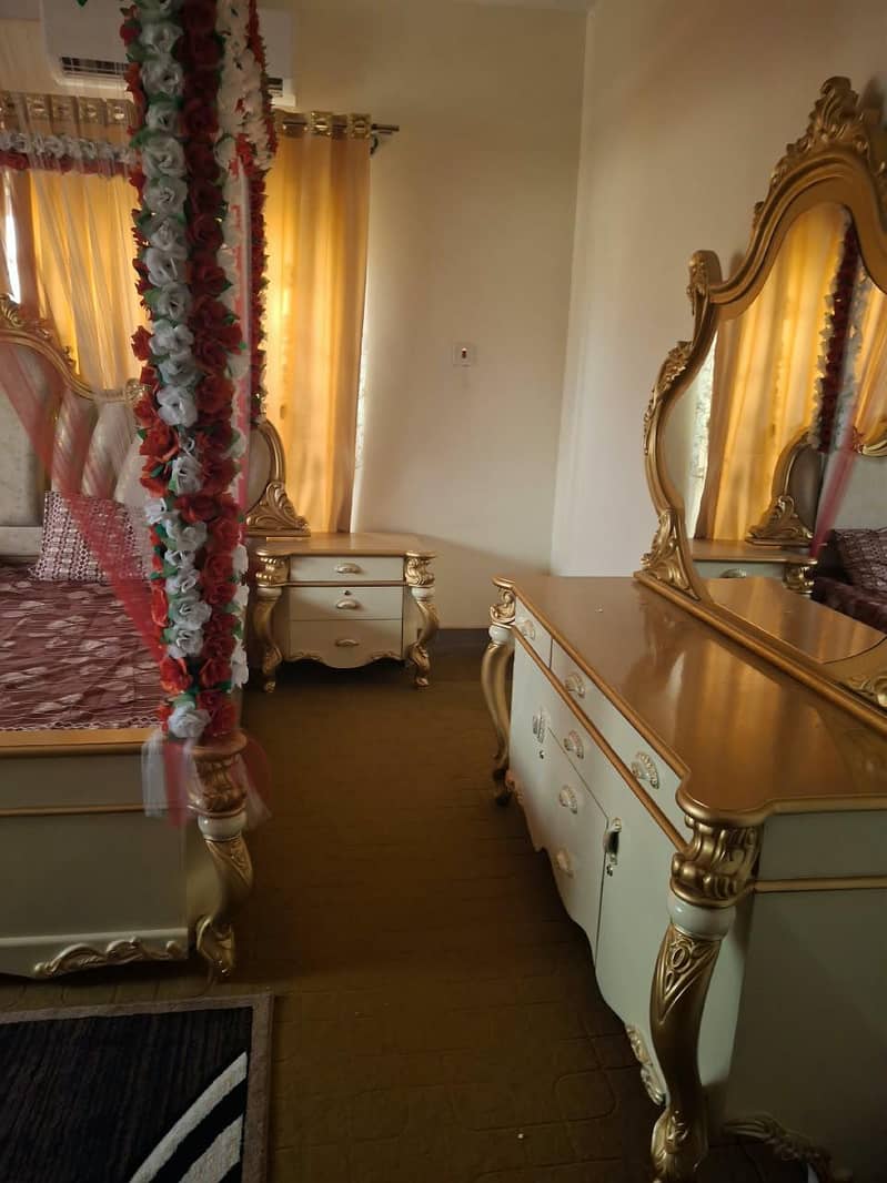 king size bed 1