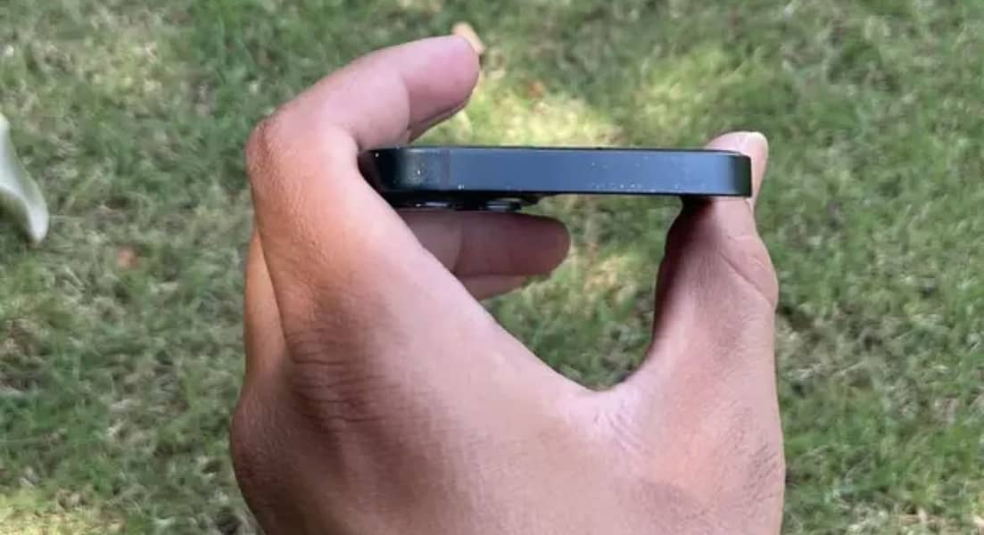 Apple iPhone 13 1
