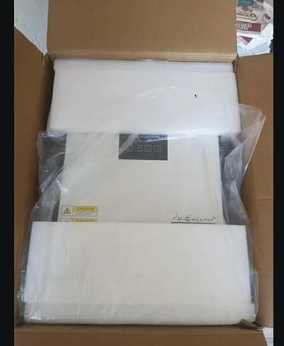 1200 w inverter box packed