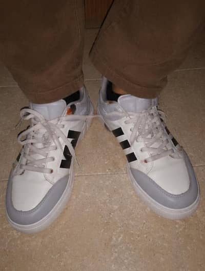 Stylish Sneakers Shoes – Size 7 – used but Good Condition