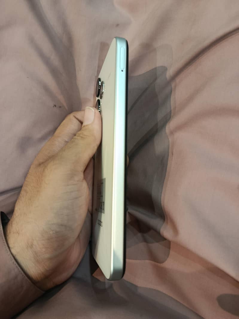 oppo a6c 3