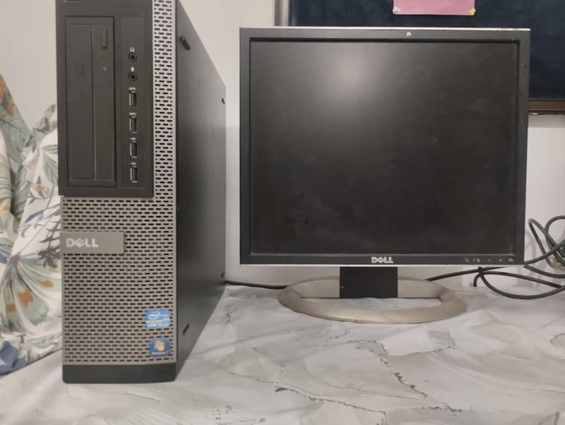 Dell CPU + screen --> core i5 0