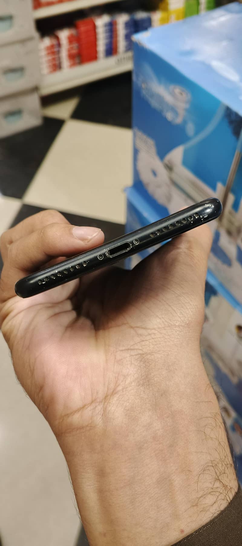 Apple iPhone 7 Plus 2