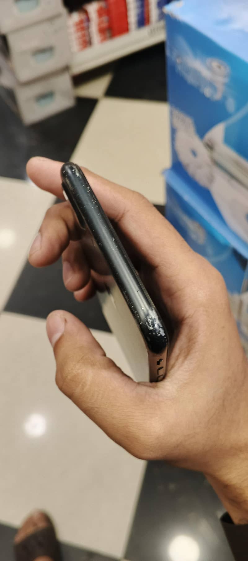 Apple iPhone 7 Plus 3