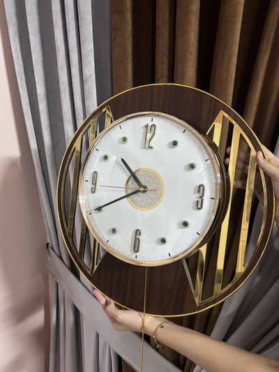 Luxury Gold & Wooden Wall Crystal Clock